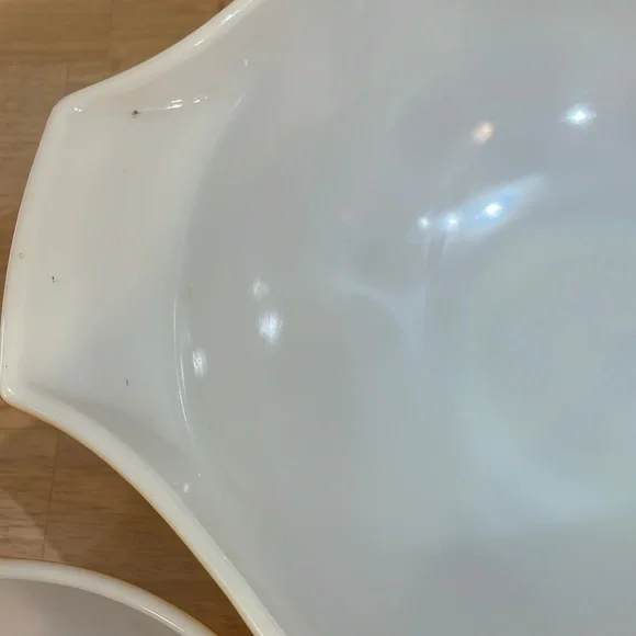 1970’s vintage Pyrex Gold Butterfly Cinderella nesting Bowls set of 3 - Picture 5 of 10